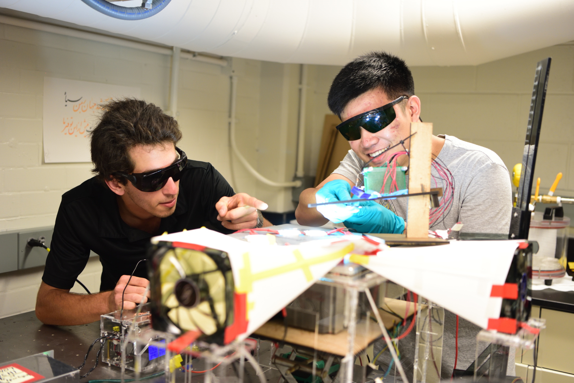 VIPER students Andy Eskenazi (VIPER '22) and Lorenzo Yao-Bate (VIPER '24) work together in Professor Igor Bargatin's Lab in the Department of Mechanical Engineering and Applied Mechanics. Their research focuses on solar-powered levitation. 