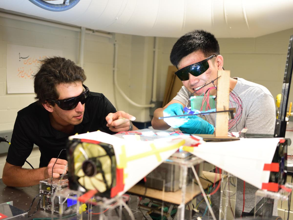 VIPER students Andy Eskenazi (VIPER '22) and Lorenzo Yao-Bate (VIPER '24) work together in Professor Igor Bargatin's Lab in the Department of Mechanical Engineering and Applied Mechanics. Their research focuses on solar-powered levitation. 